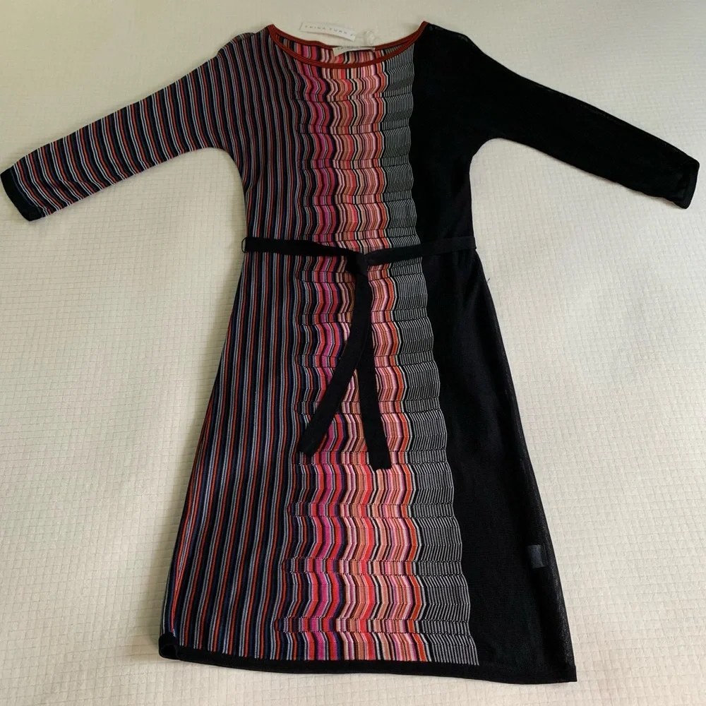 NWT Trina Turk zigzag knit dress - Picture 2 of 16